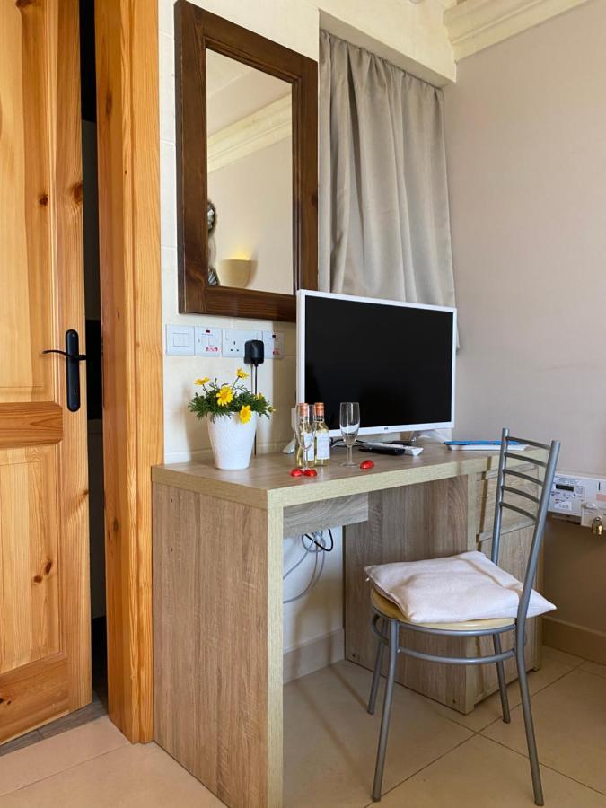 Ta' Giljan B&B Gozo Шаара Экстерьер фото